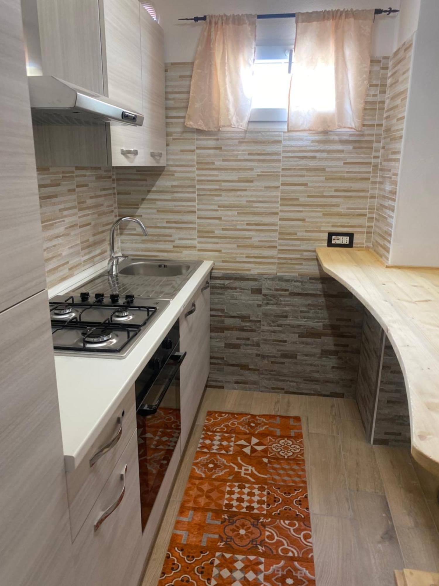 Monolocale Indipendente Nel Quartiere Residenziale Genneruxi Apartment Cagliari Exterior photo